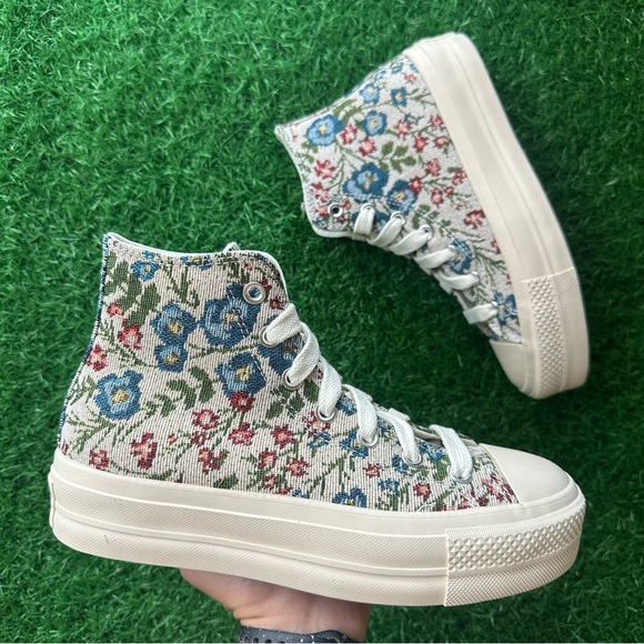 Converse Chuck Taylor All Star Lift Hi Platform Floral Tapestry - Picture 2 of 11